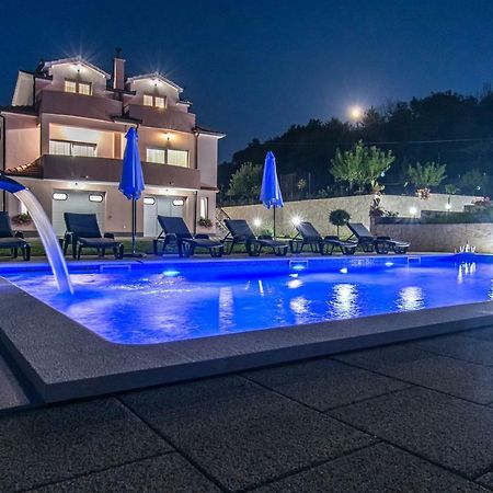Green Paradise Estate Trilj Εξωτερικό φωτογραφία