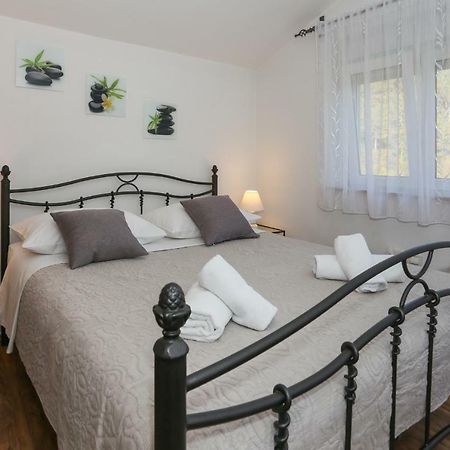 Green Paradise Estate Trilj Εξωτερικό φωτογραφία