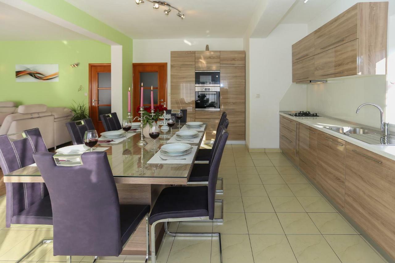 Green Paradise Estate Trilj Εξωτερικό φωτογραφία