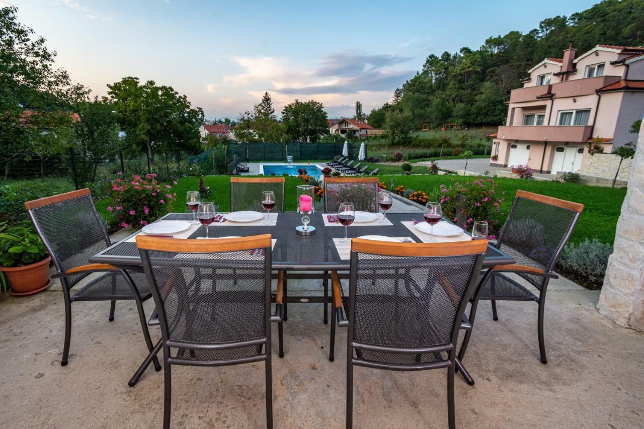 Green Paradise Estate Trilj Εξωτερικό φωτογραφία