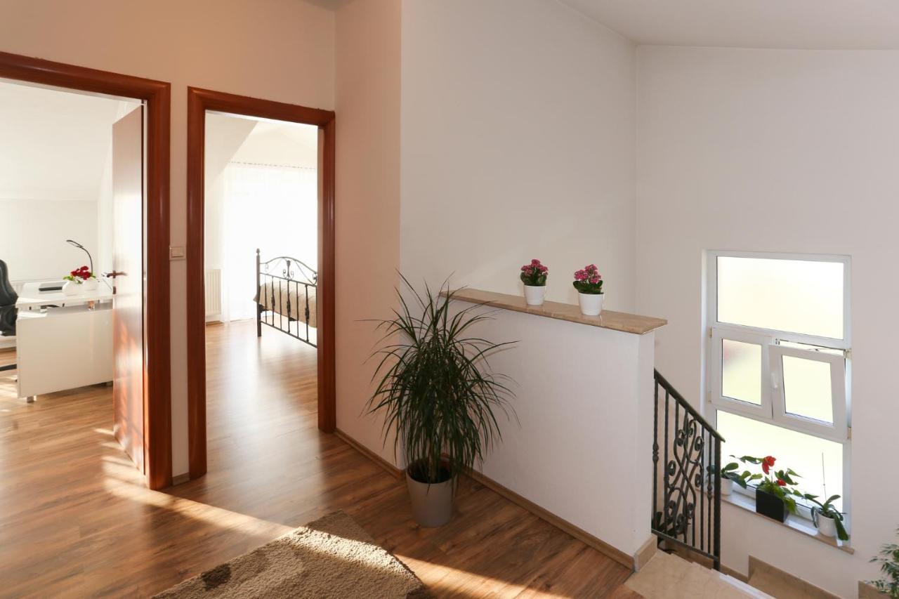 Green Paradise Estate Trilj Εξωτερικό φωτογραφία